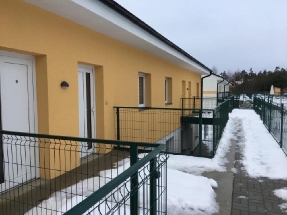 Papeto Apartamento Frymburk Exterior foto