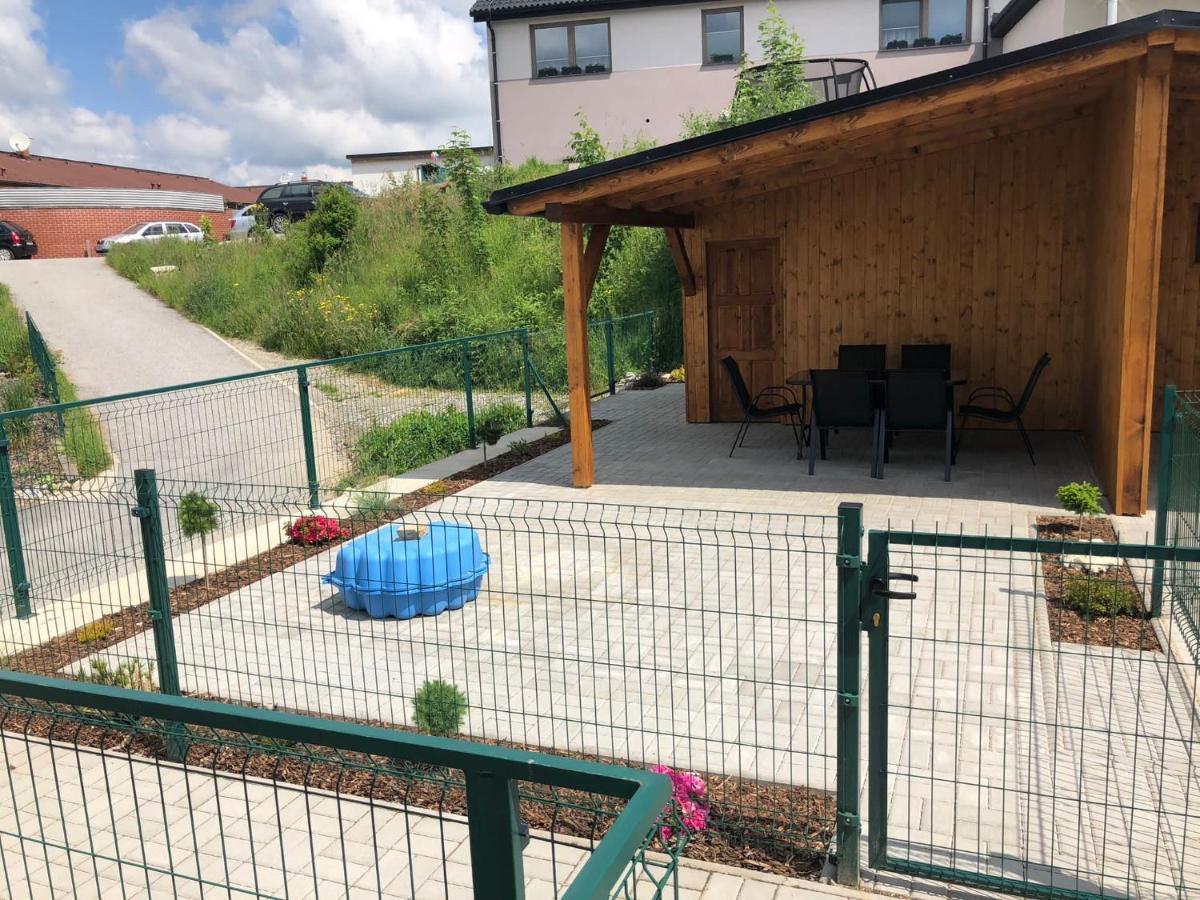 Papeto Apartamento Frymburk Exterior foto